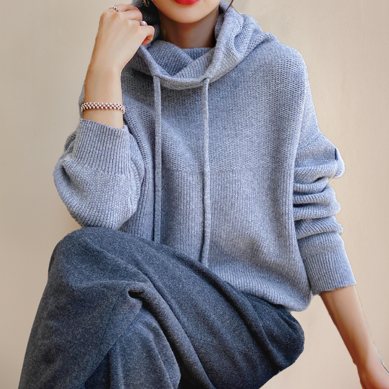 Ilona | Sweter damski z luksusowym golfem