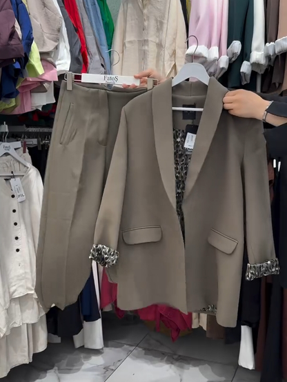 Women's elegant commuting two-piece suit